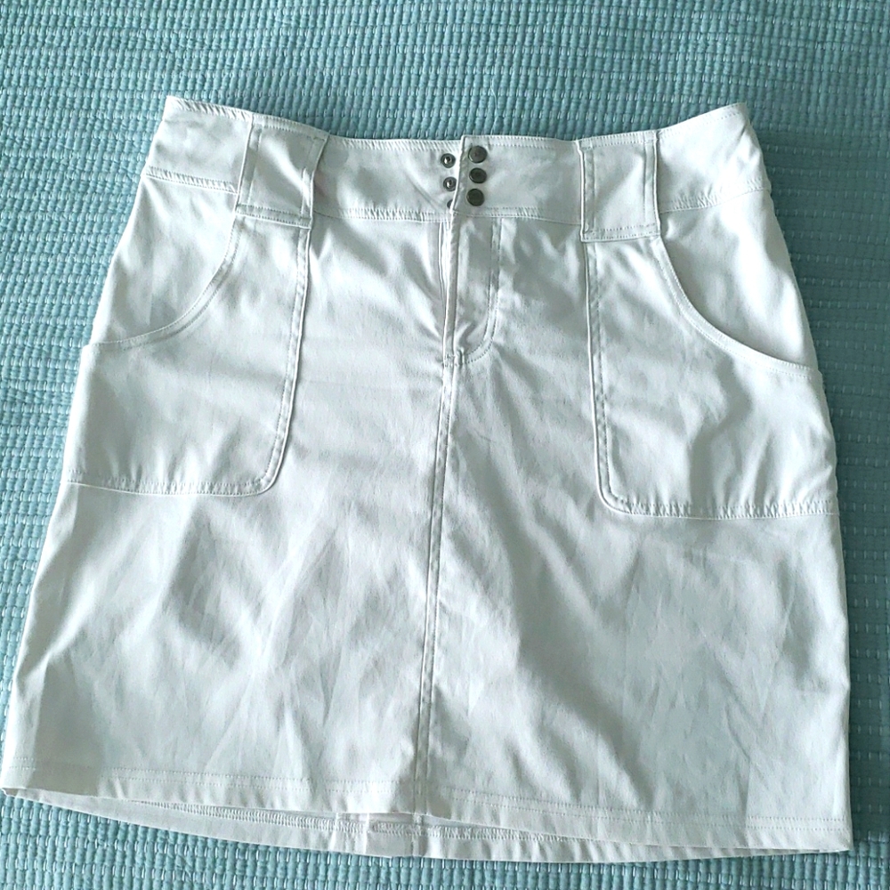 JoFit White Golf Skort